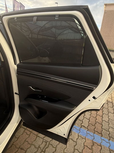 Hyundai Tucson 1.6 hev Exellence 4wd auto (13)