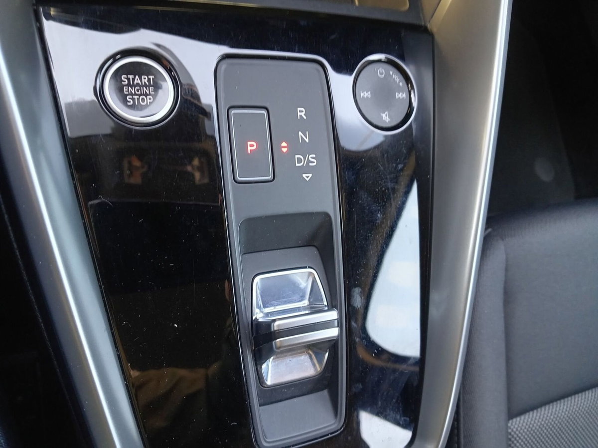 Audi A3 Sportback 30 TDI S tronic Business (17)
