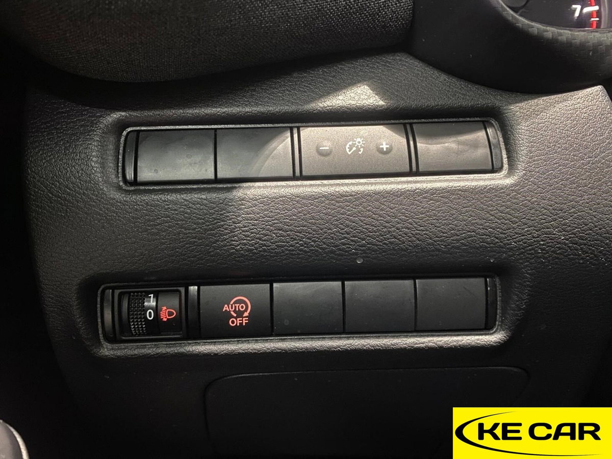 Nissan Juke 1.0 dig-t Visia 114cv (18)