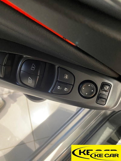 Nissan Juke 1.0 dig-t N-Connecta 114cv (17)