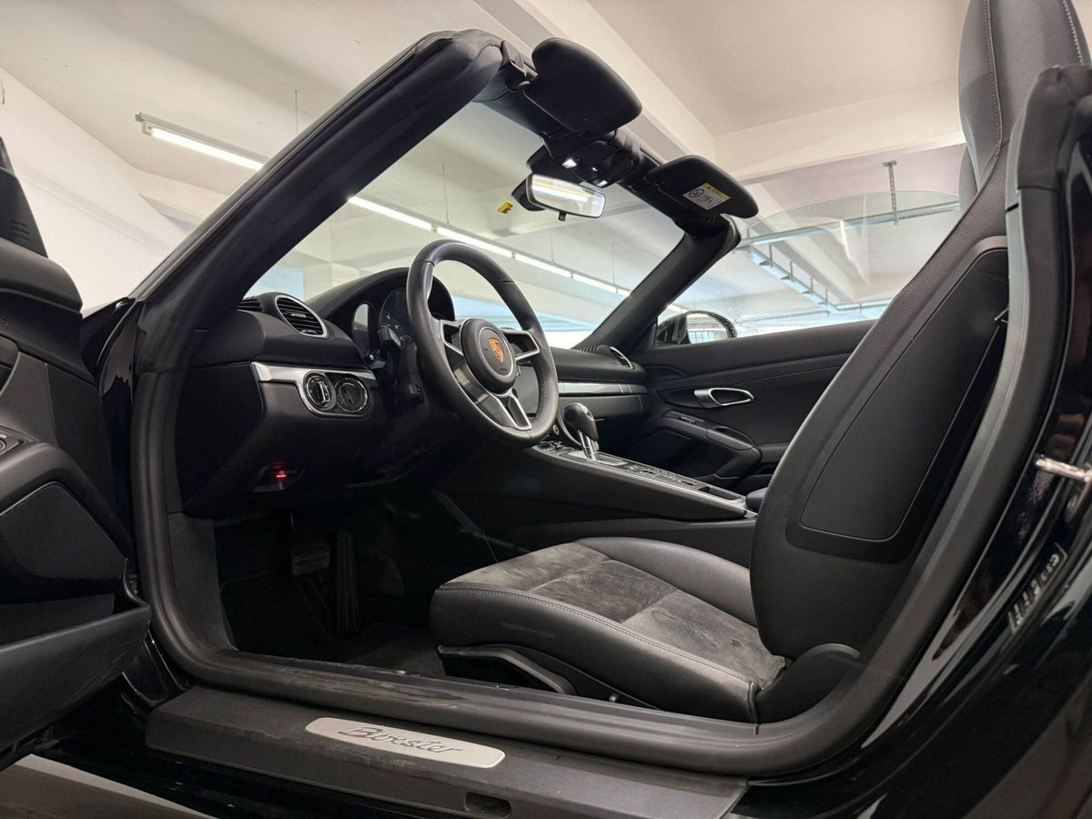 Porsche 718 Boxster  Boxster 2.0 300cv (13)