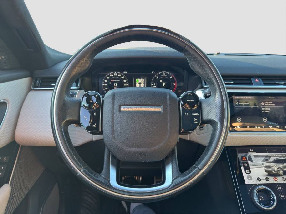 Land Rover Range Rover Velar 2.0D I4 240 CV (10)
