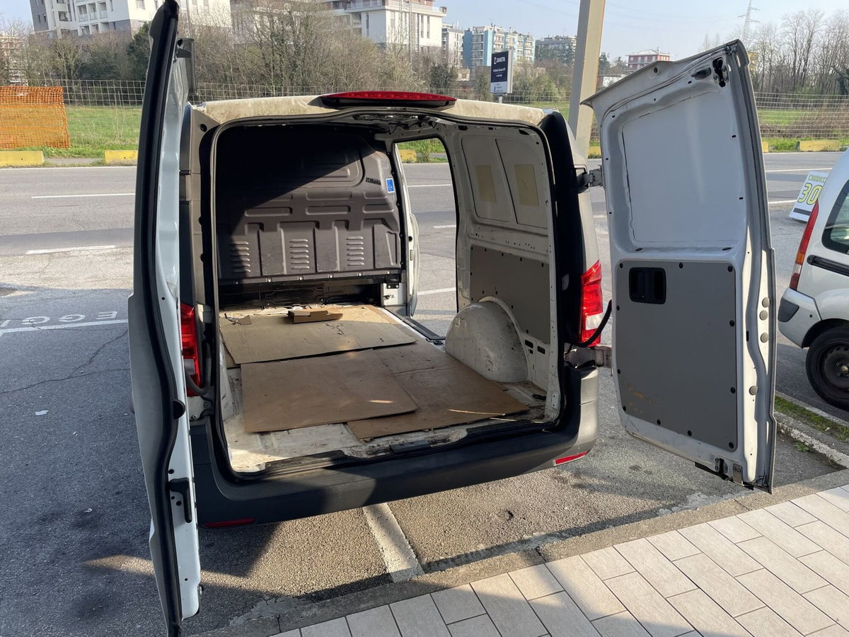 Mercedes-Benz Vito mixto 114 cdi long (9)