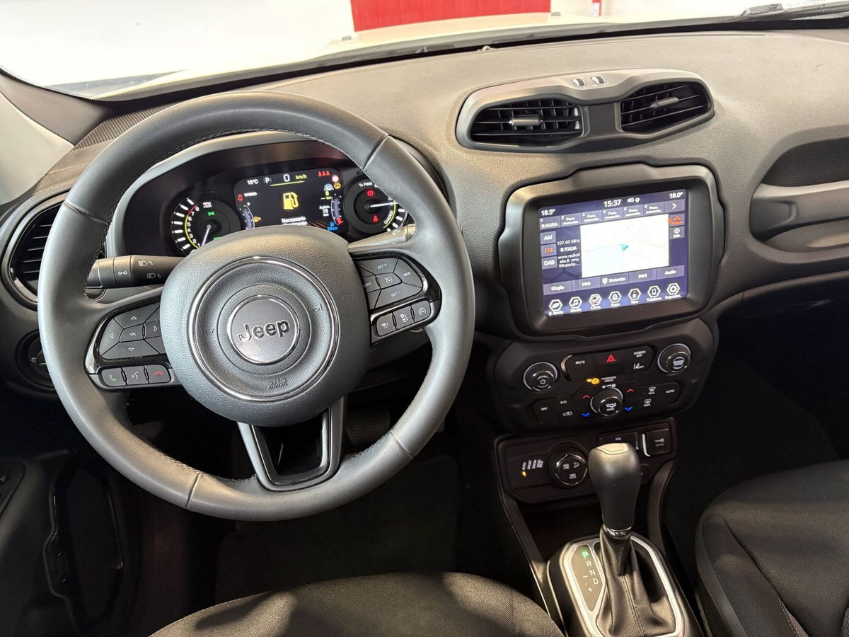 Jeep Renegade 1.3 T4 190CV PHEV 4xe AT6 Business Plus (10)