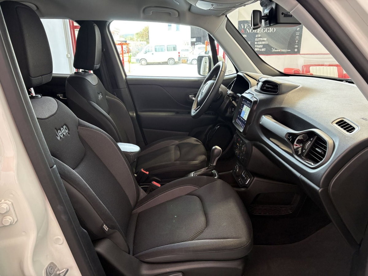 Jeep Renegade 1.3 T4 190CV PHEV 4xe AT6 Business Plus (14)