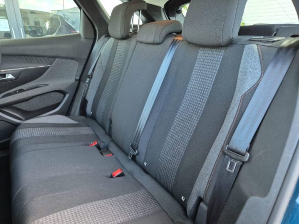 Peugeot 3008 BlueHDi 130 S&S EAT8 Active Pack (9)