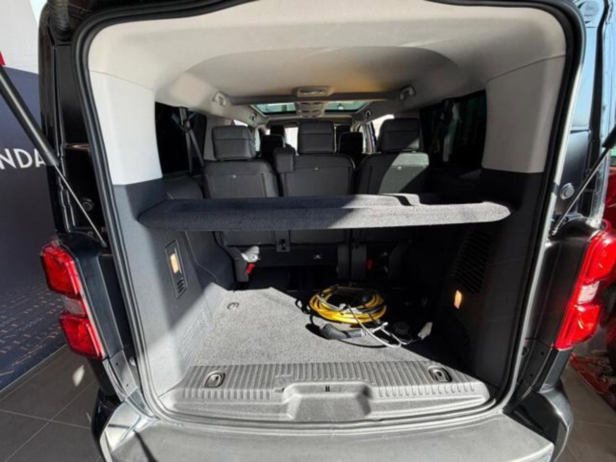 Fiat E-Ulysse E-Ulysse M1 136cv Long 75kWh my22 (18)