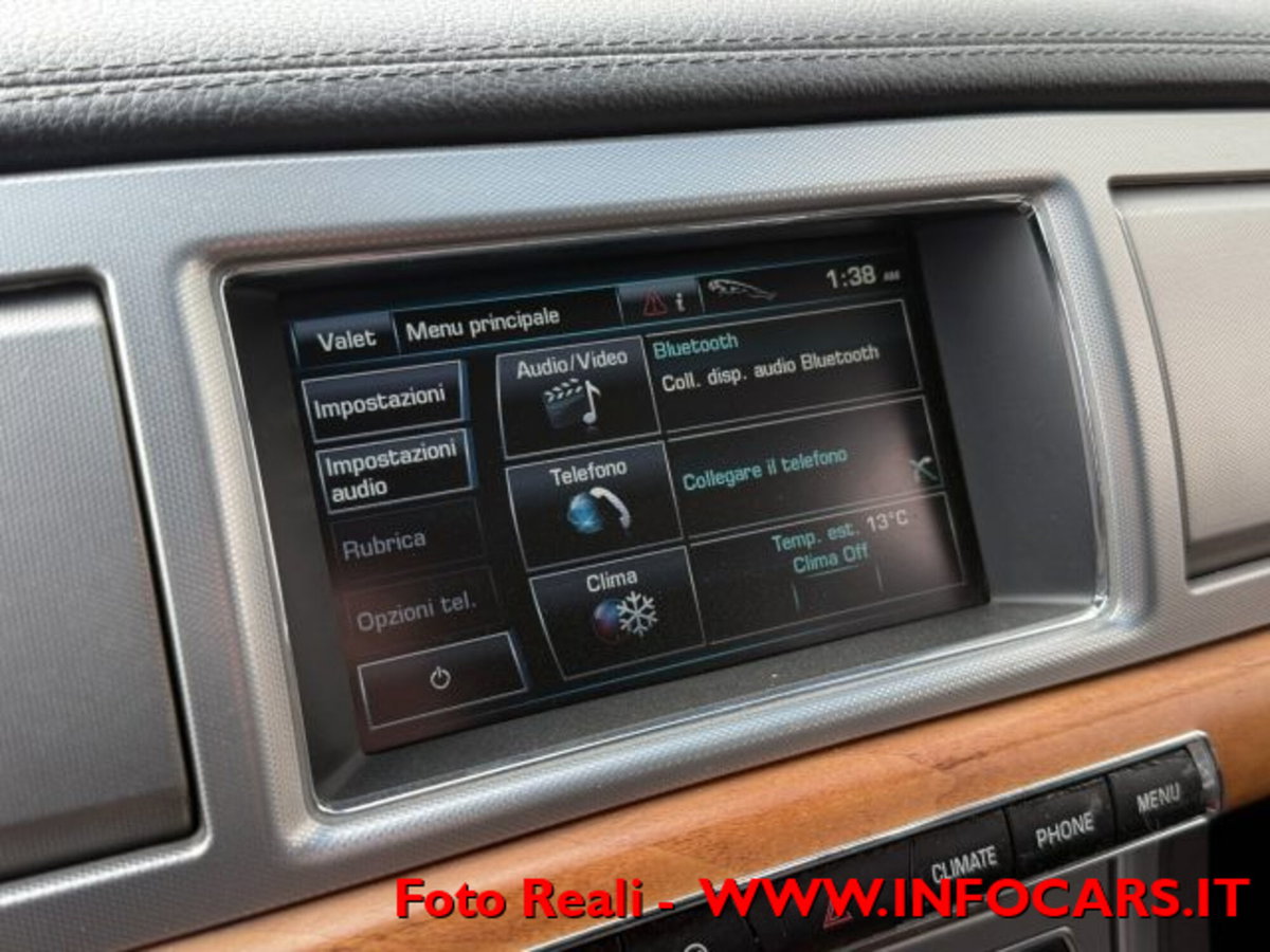 Jaguar XF Sportbrake 2.2 D 200 CV Portfolio (14)
