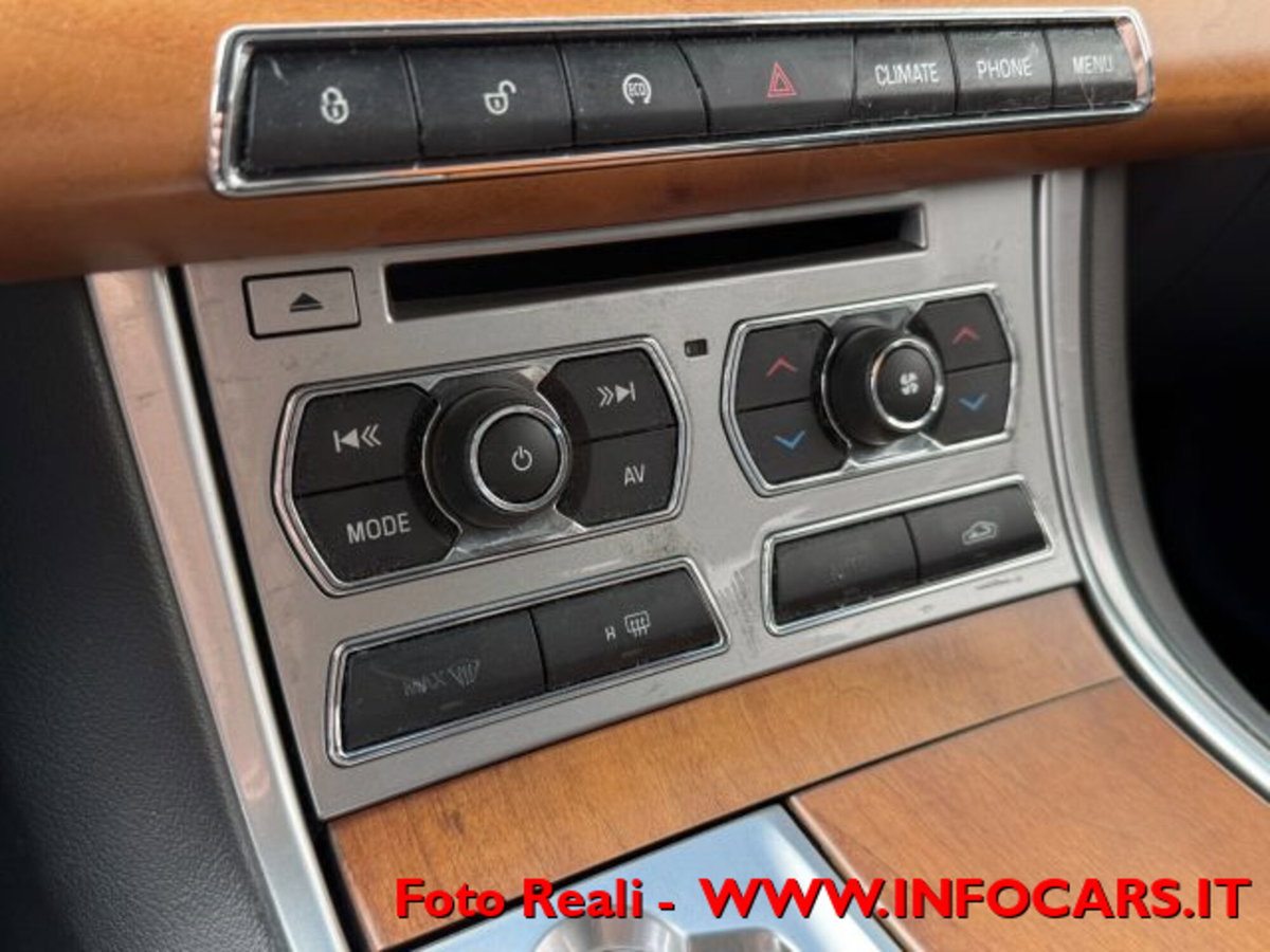 Jaguar XF Sportbrake 2.2 D 200 CV Portfolio (17)