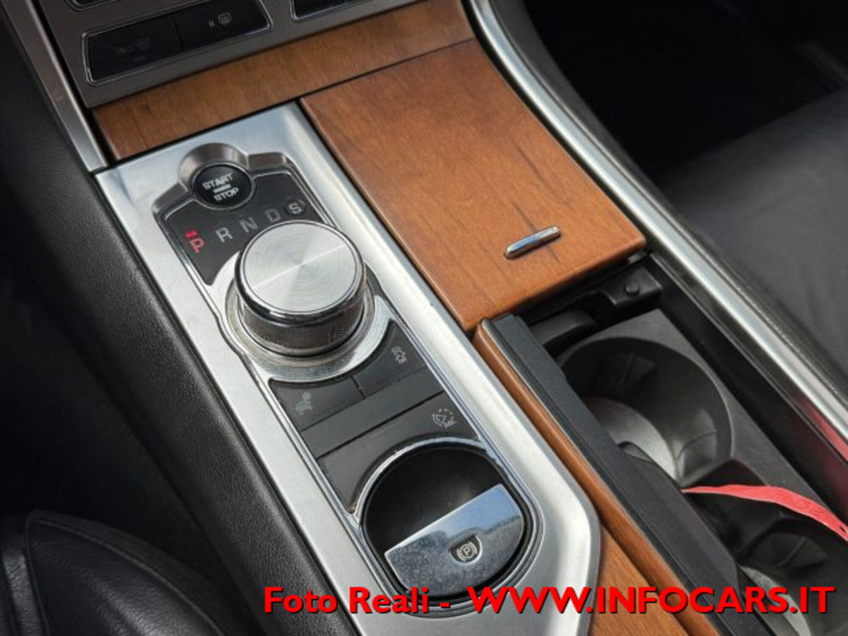 Jaguar XF Sportbrake 2.2 D 200 CV Portfolio (18)