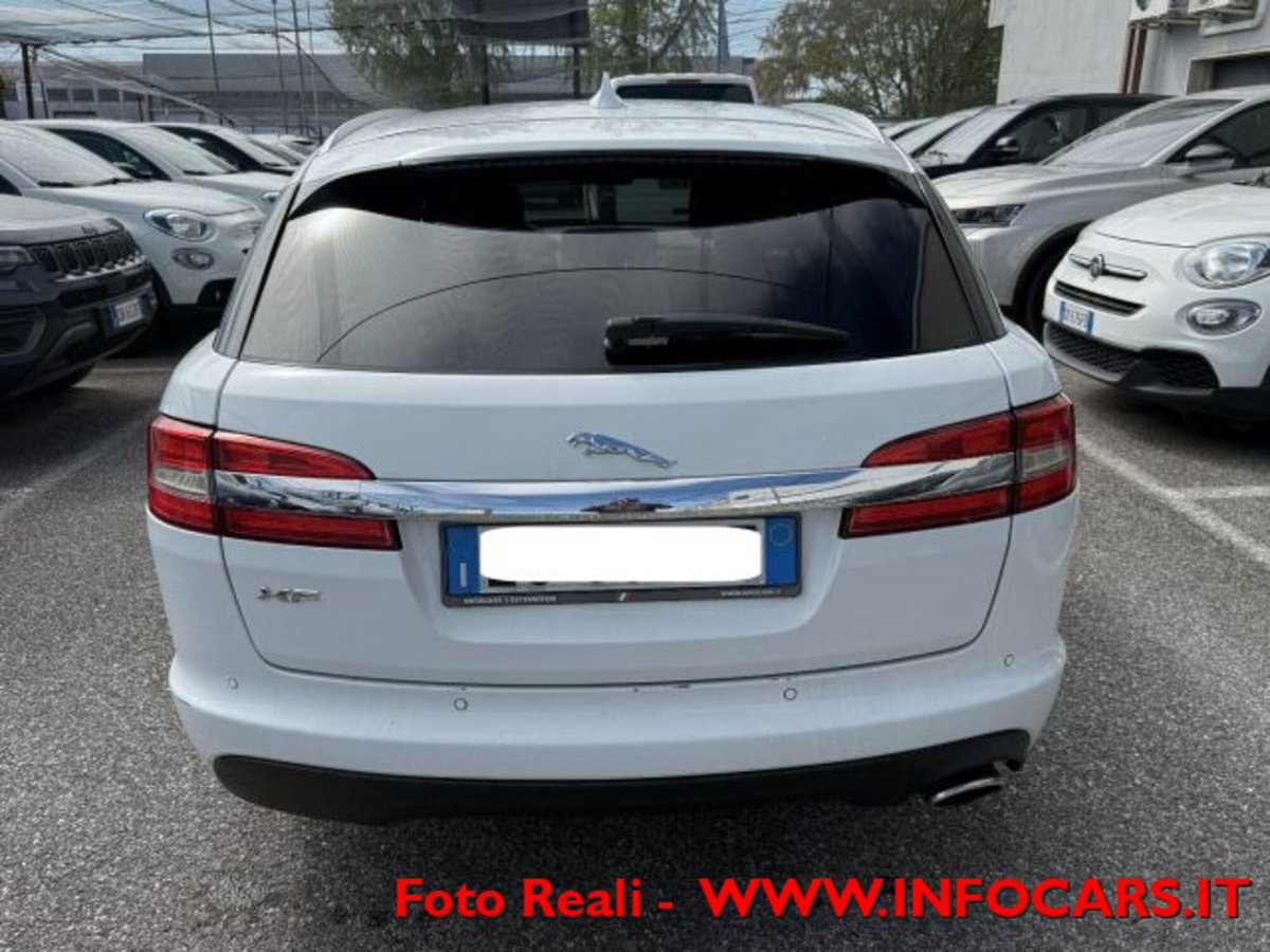 Jaguar XF Sportbrake 2.2 D 200 CV Portfolio (20)