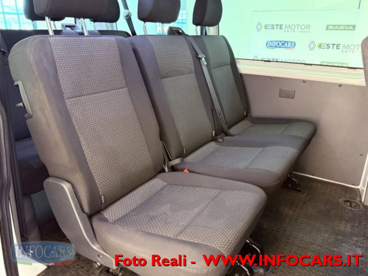 Volkswagen Veicoli Commerciali T6.1 Transporter 32 2.0 tdi 110cv kombi Business p.l. (7)