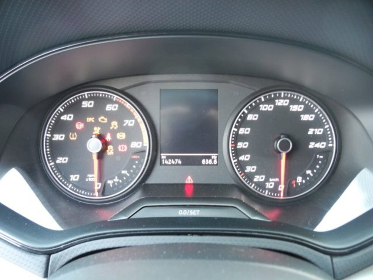 SEAT Ibiza 1.0 mpi Style 80cv (17)