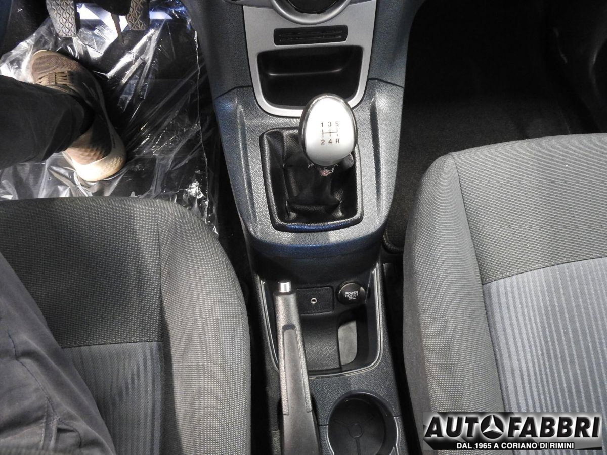 Ford Fiesta 1.4 TDCi 5p. Ambiente (16)