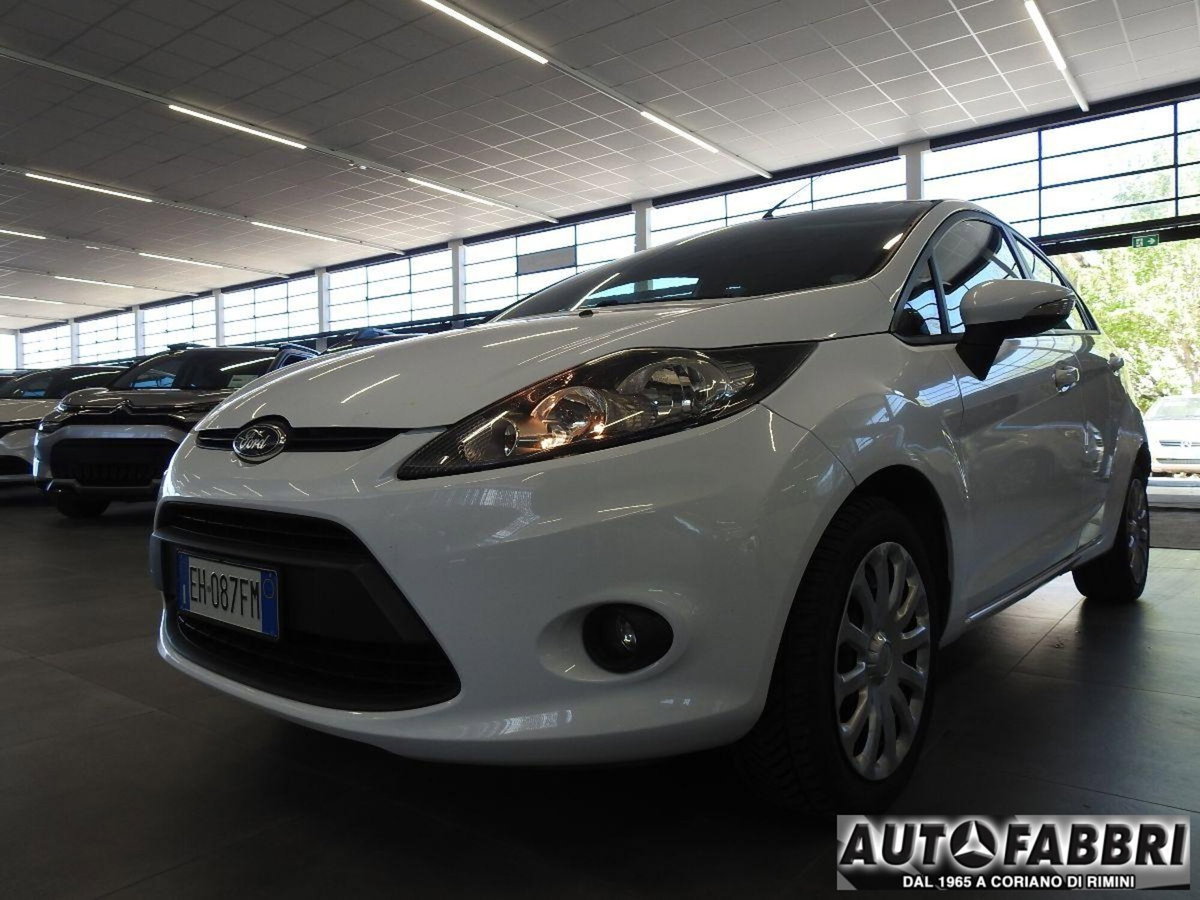 Ford Fiesta 1.4 TDCi 5p. Ambiente (3)