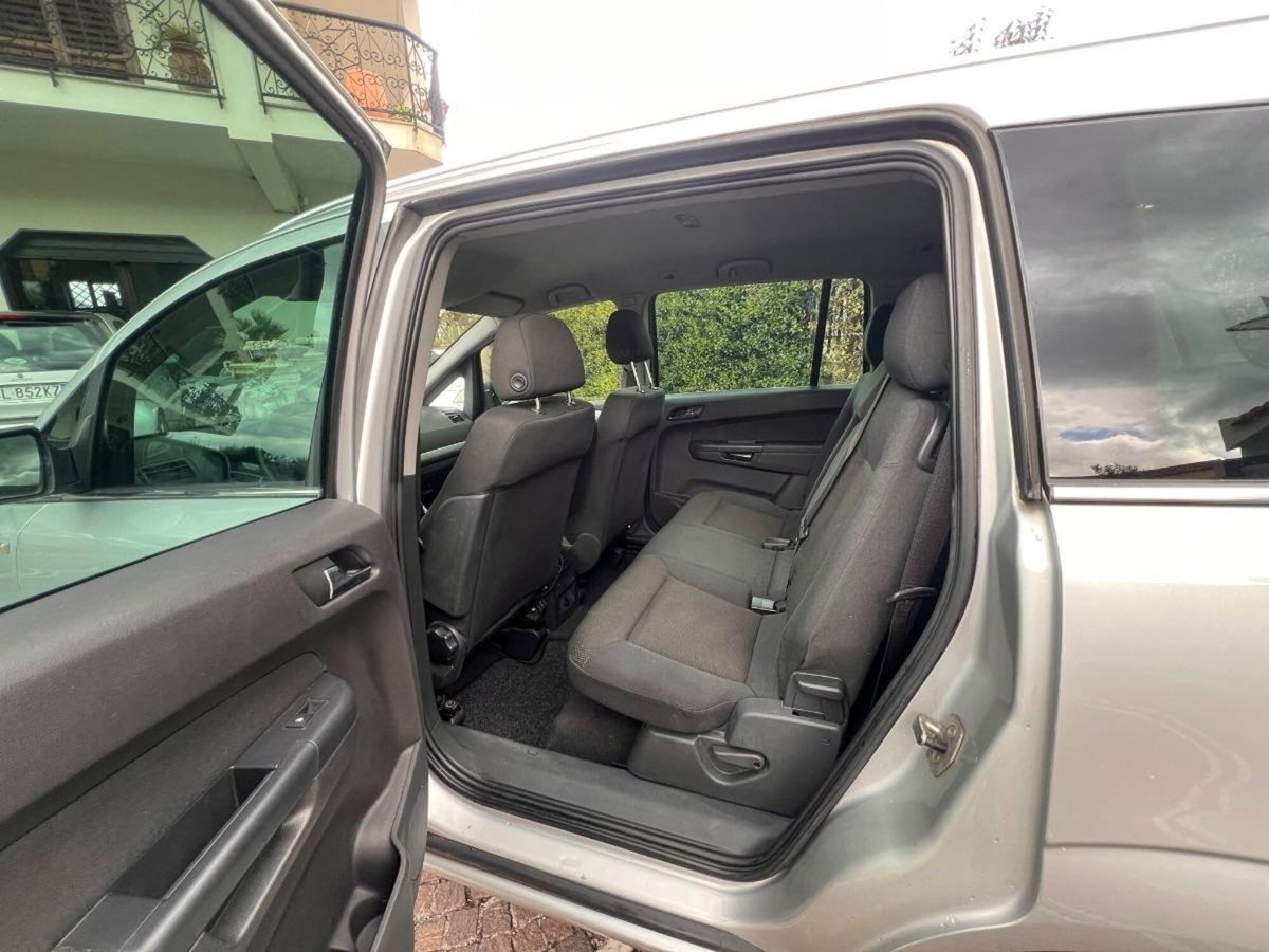 Opel Zafira 1.7 CDTI 125CV Cosmo (9)