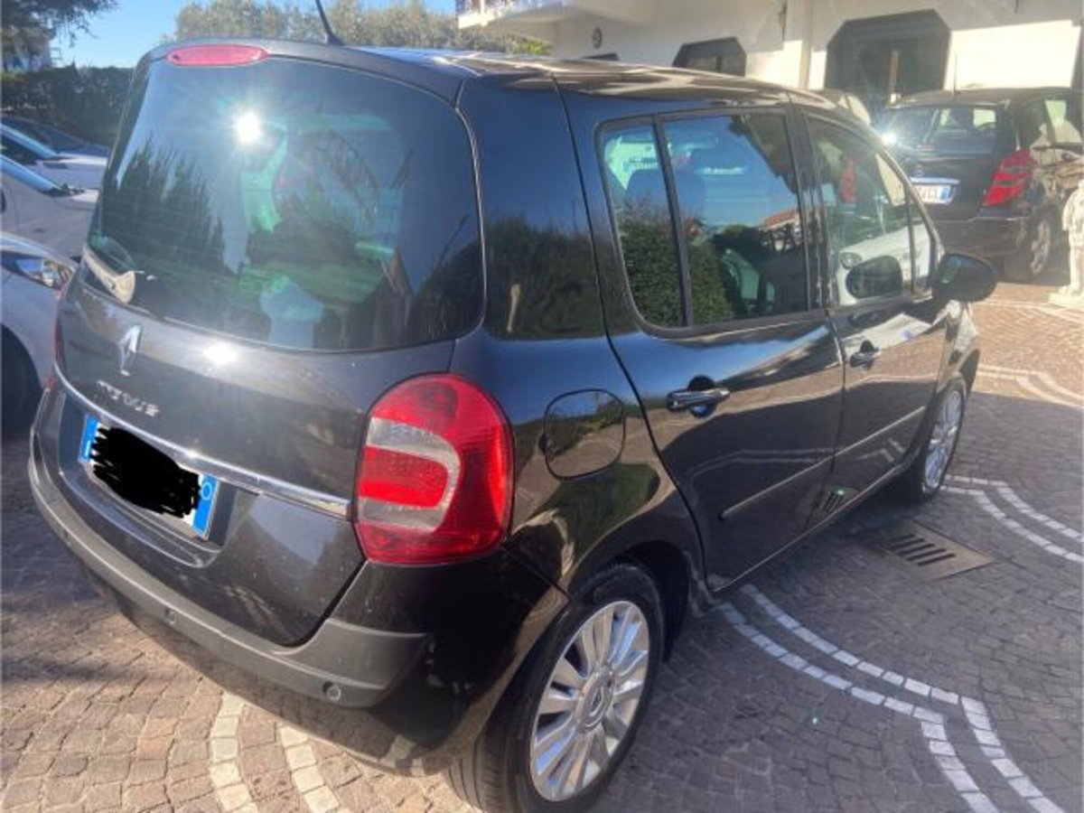 Renault Modus 1.2 16V Wave (2)