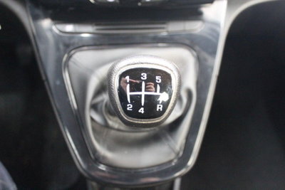 Lancia Ypsilon 1.2 69 CV 5 porte GPL Ecochic Alberta Ferretti (13)