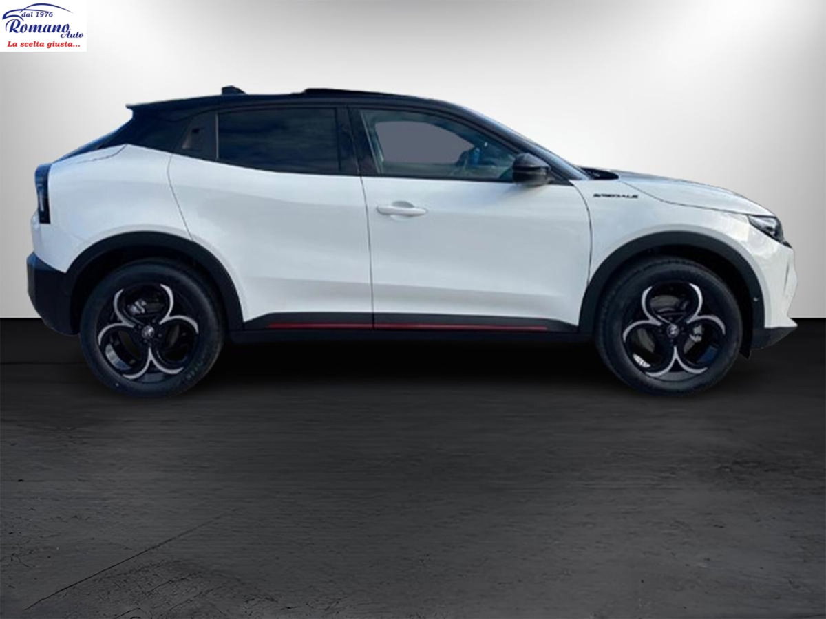 Alfa Romeo Junior elettrica Speciale 156cv (4)