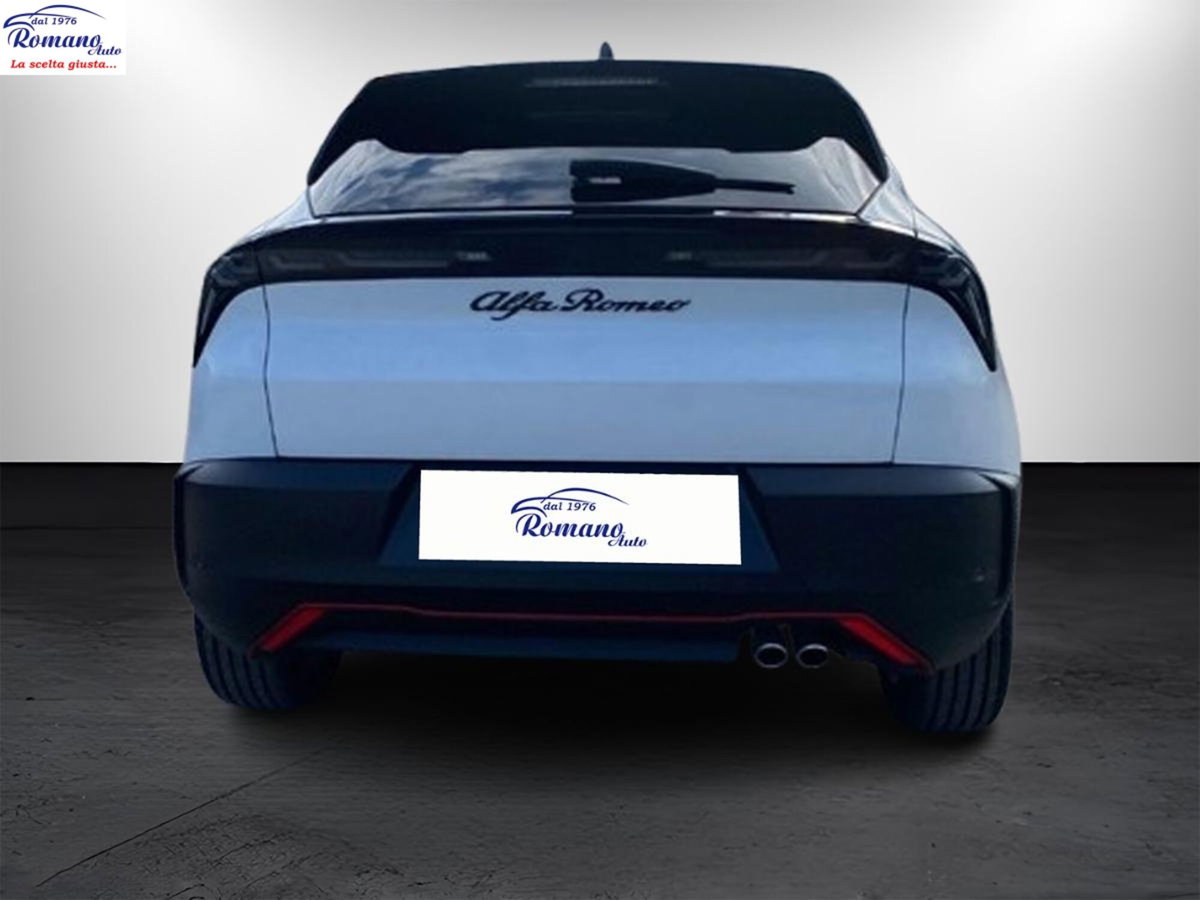Alfa Romeo Junior elettrica Speciale 156cv (5)