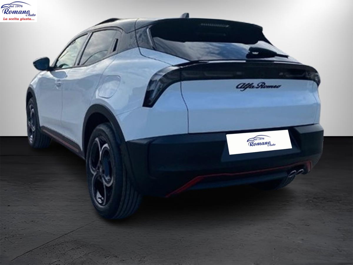 Alfa Romeo Junior elettrica Speciale 156cv (6)