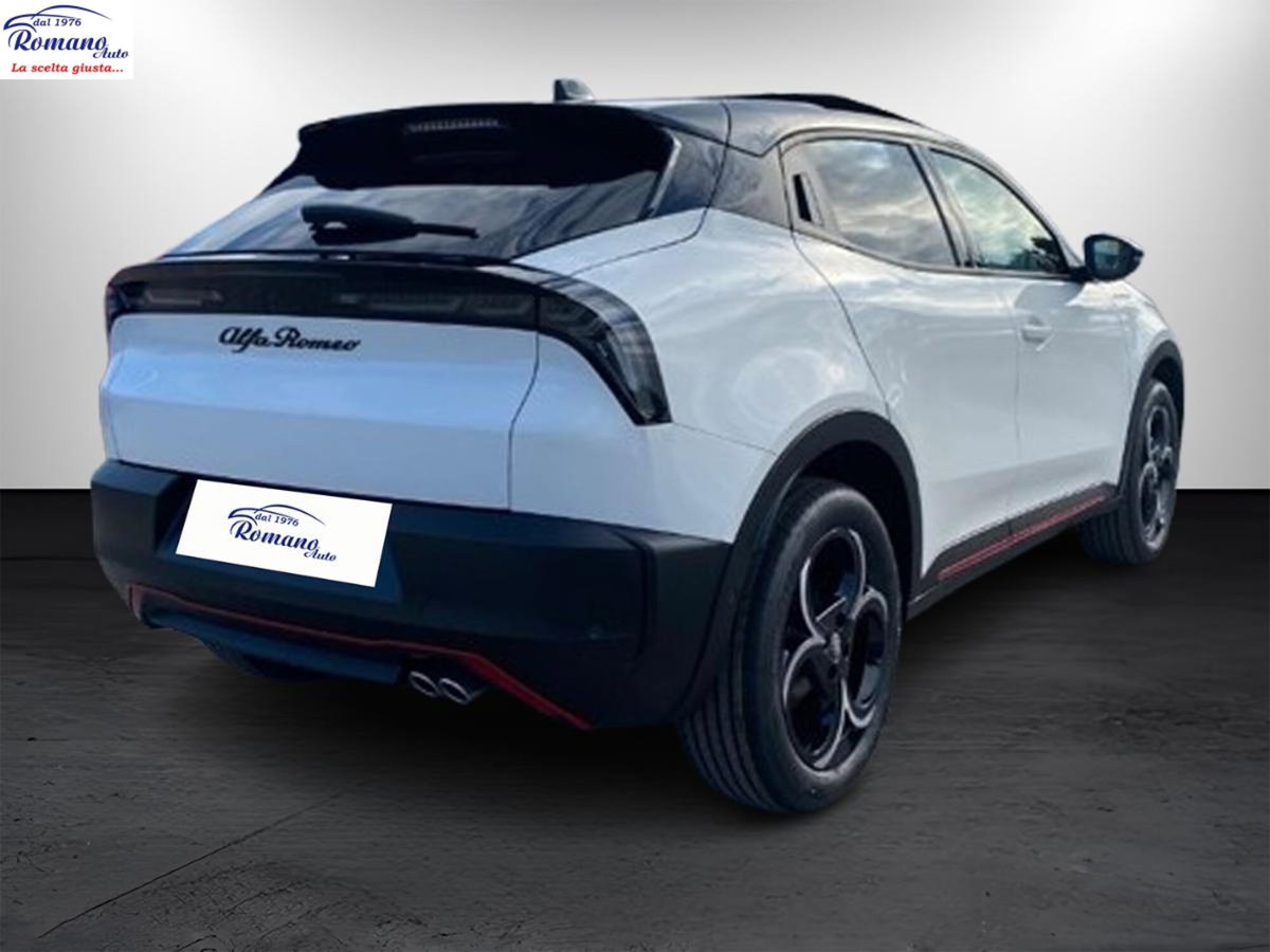 Alfa Romeo Junior elettrica Speciale 156cv (7)