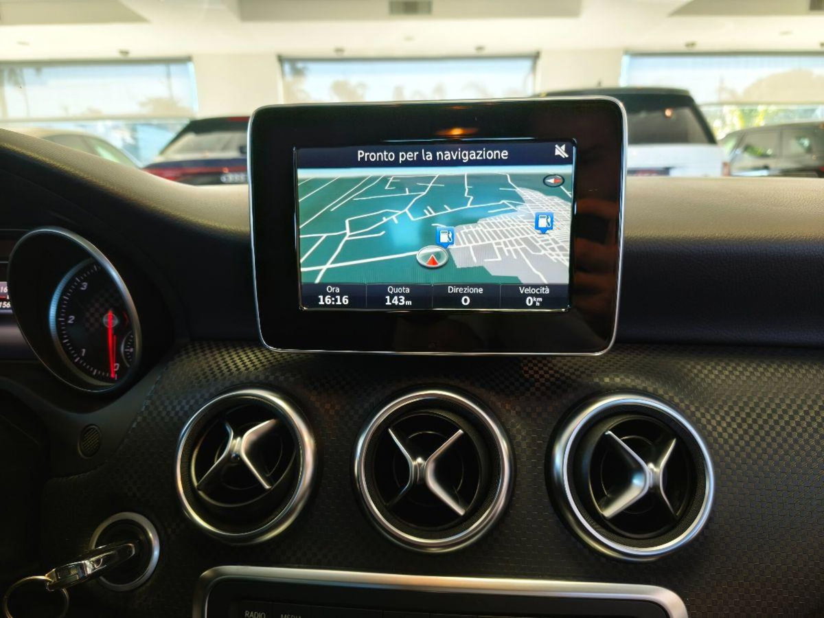 Mercedes-Benz Classe A 180 CDI Sport (13)