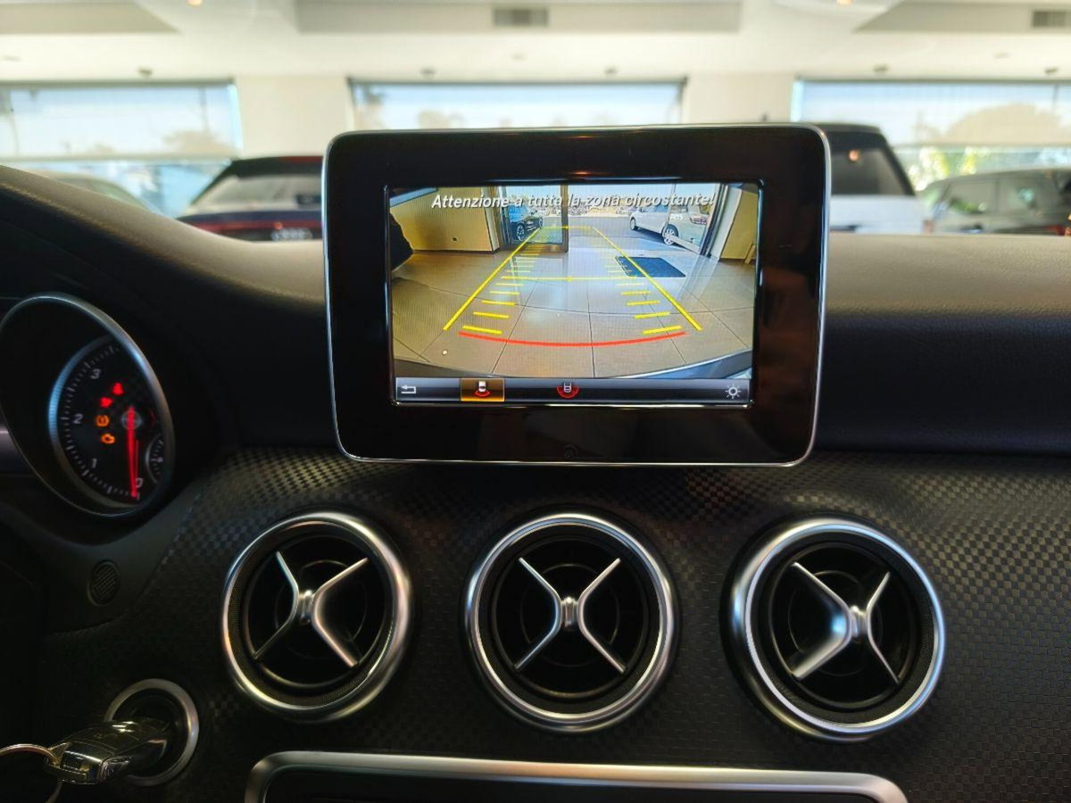 Mercedes-Benz Classe A 180 CDI Sport (15)