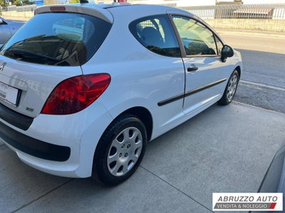 Peugeot 207 HDi 70CV 3p. XS Easy (4)