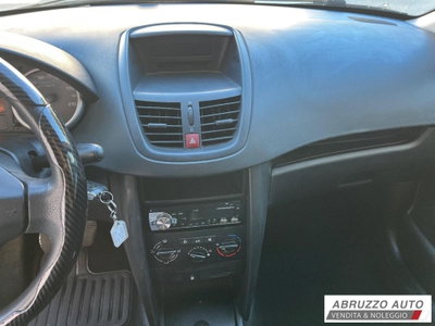 Peugeot 207 HDi 70CV 3p. XS Easy (8)