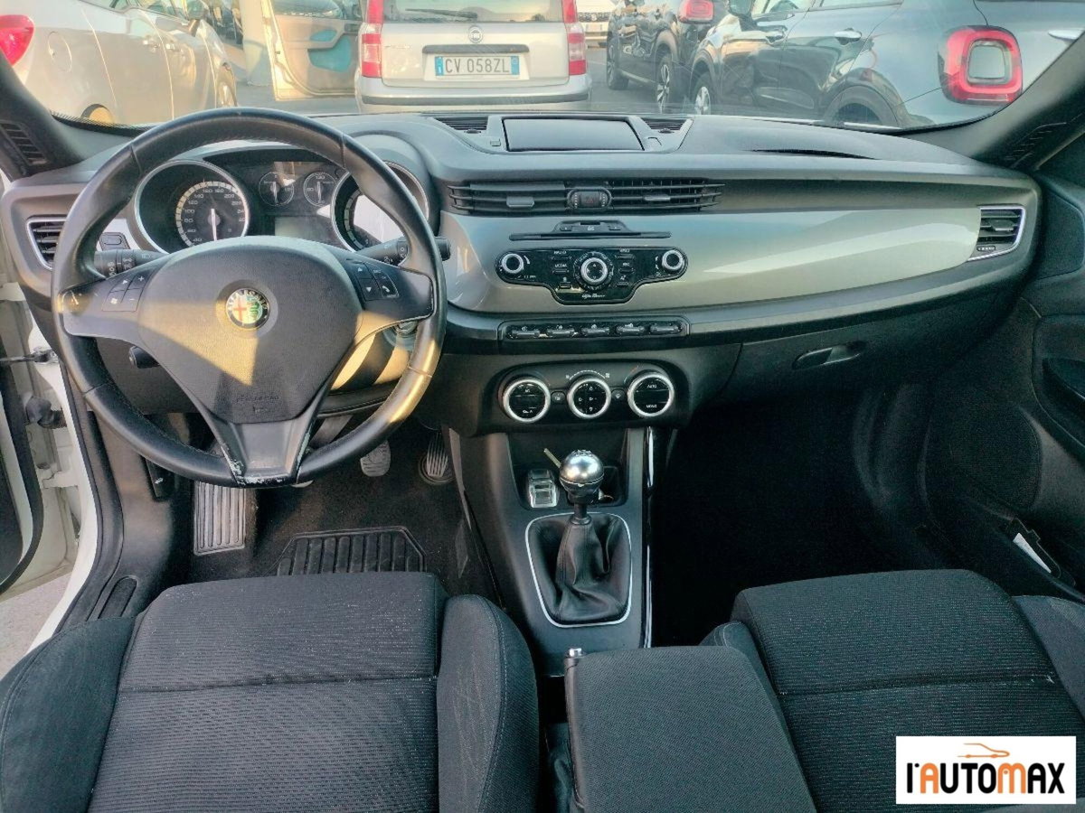 Alfa Romeo Giulietta 1.4 Turbo multiair Progression CL 170cv (10)
