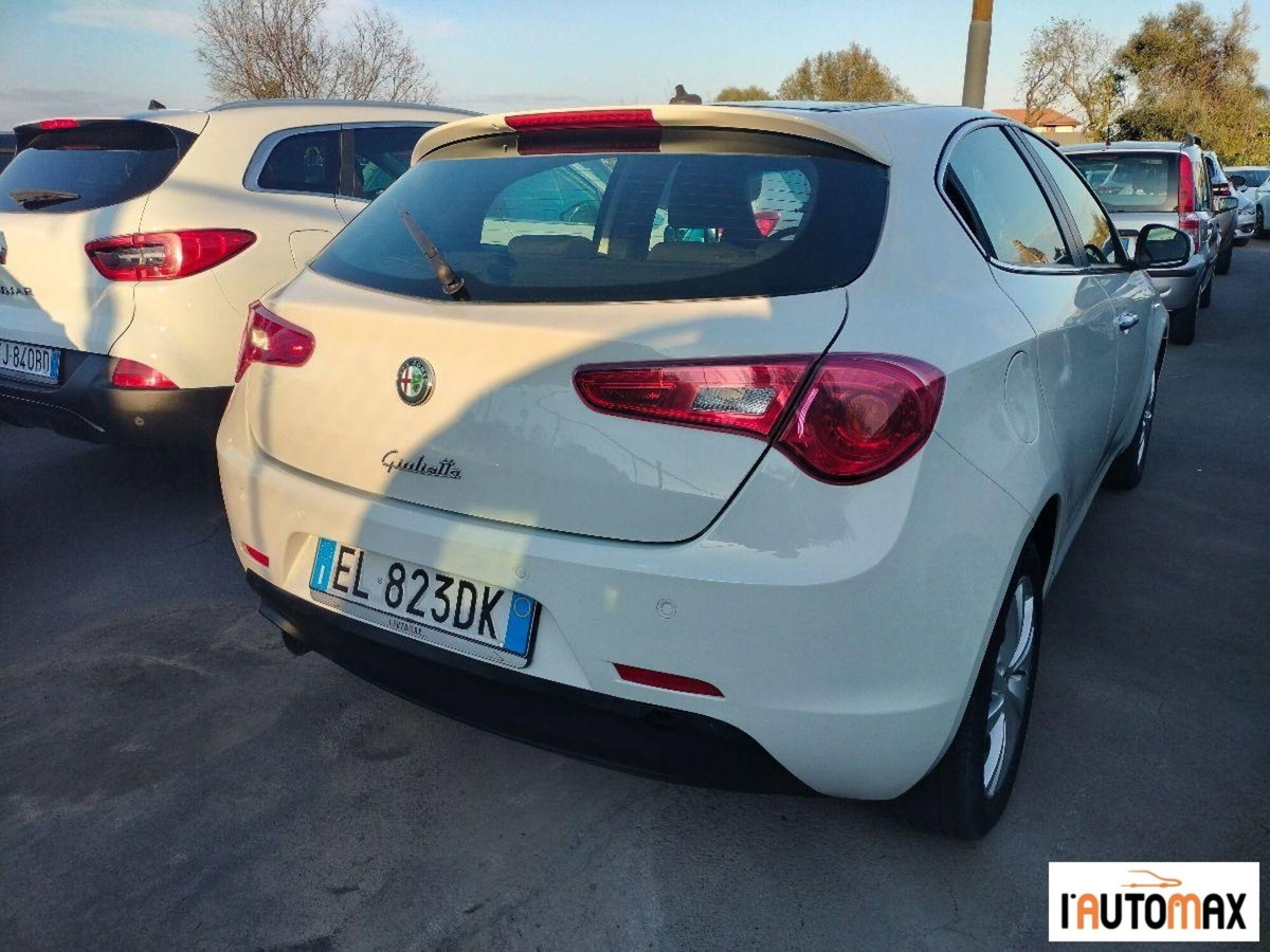 Alfa Romeo Giulietta 1.4 Turbo multiair Progression CL 170cv (4)