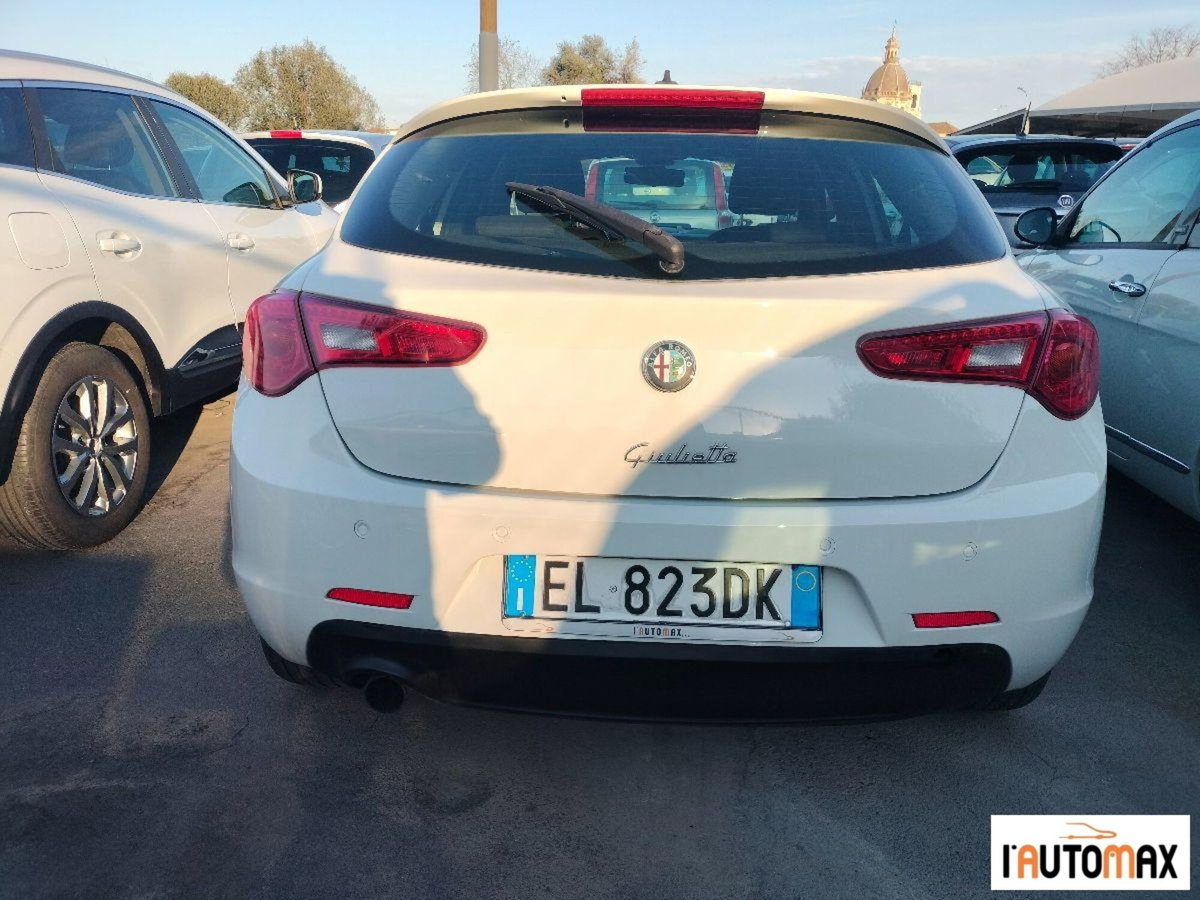 Alfa Romeo Giulietta 1.4 Turbo multiair Progression CL 170cv (5)