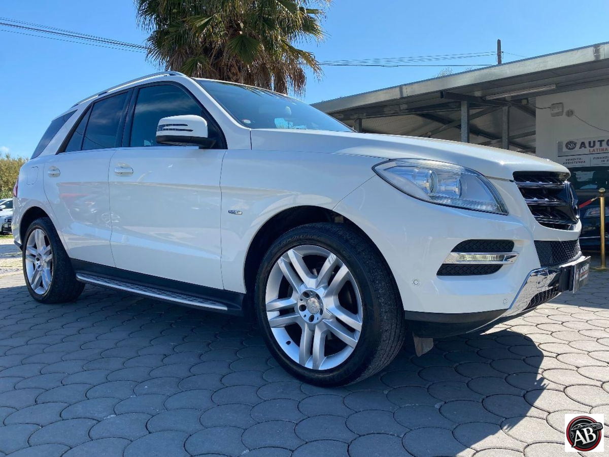 Mercedes-Benz Classe ML 250 BlueTEC 4Matic Sport (5)