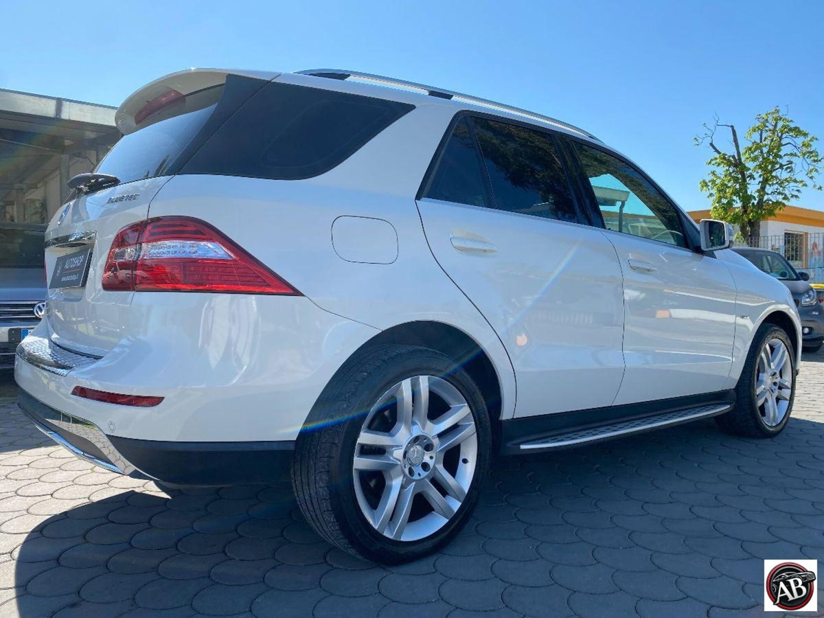 Mercedes-Benz Classe ML 250 BlueTEC 4Matic Sport (7)