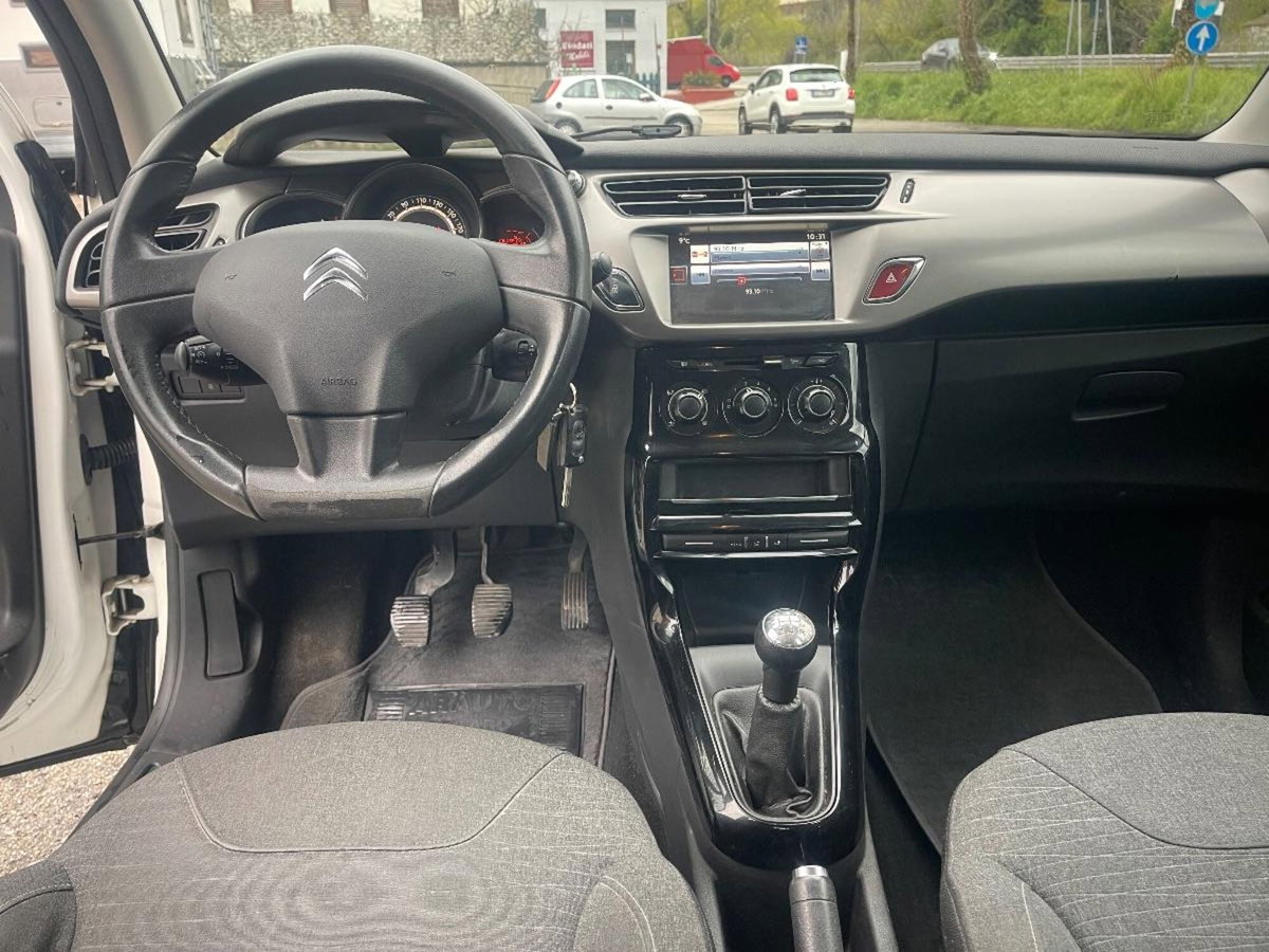 Citroen C3 PureTech 82 Live Edition (12)