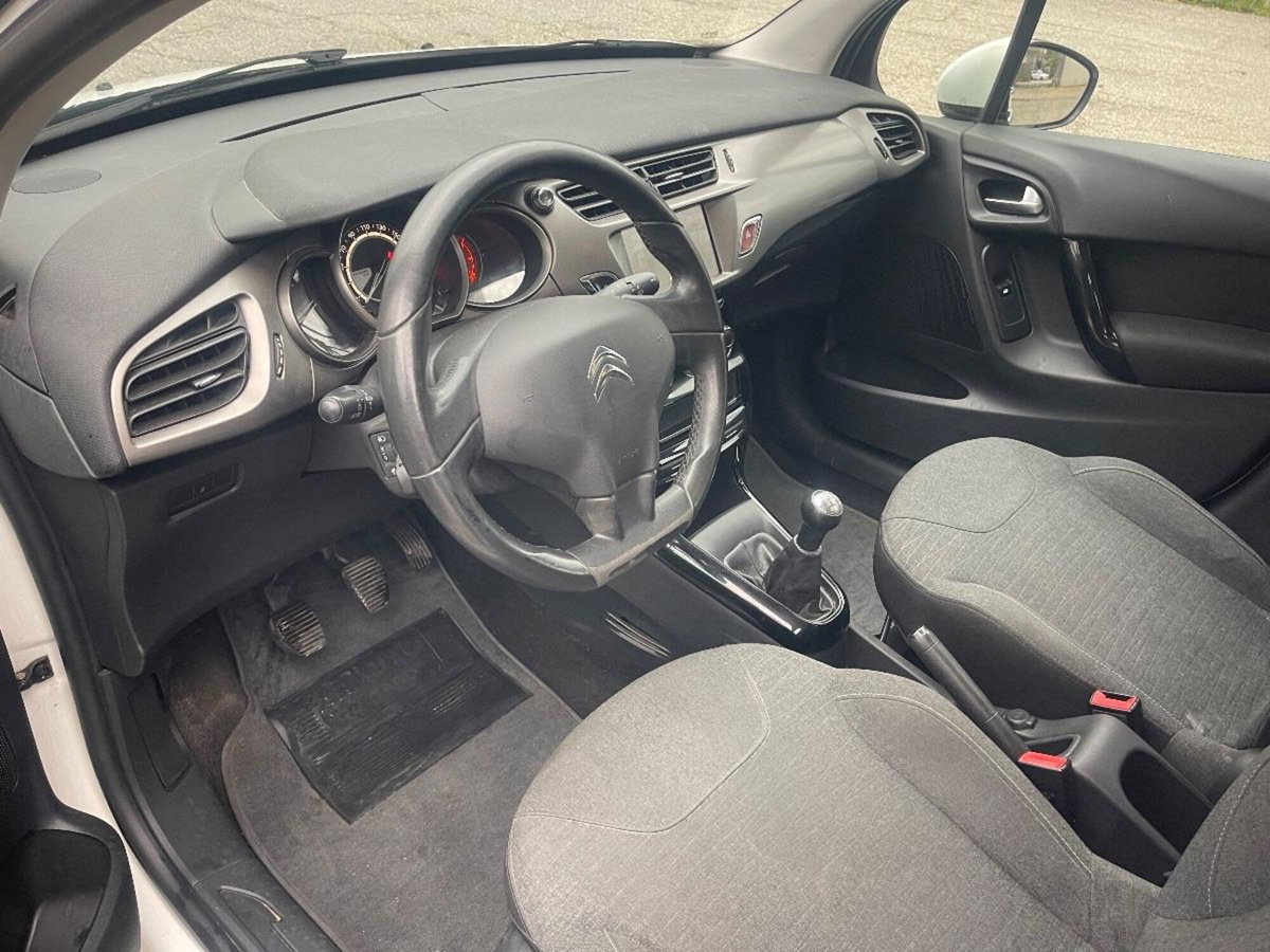 Citroen C3 PureTech 82 Live Edition (9)