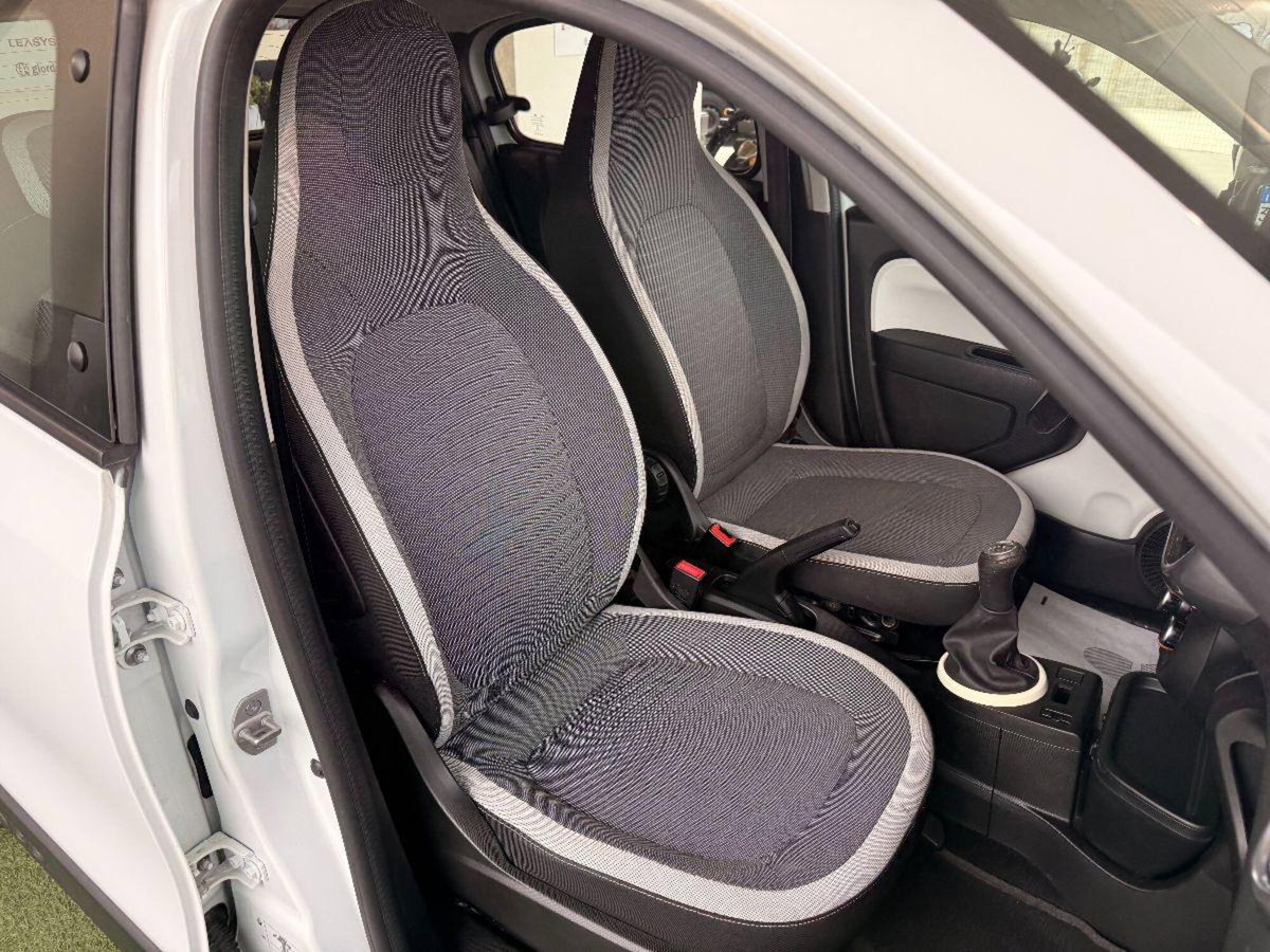Renault Twingo 1.0 SCe Stop&Start Energy (11)