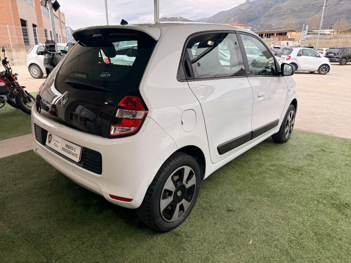 Renault Twingo 1.0 SCe Stop&Start Energy (4)