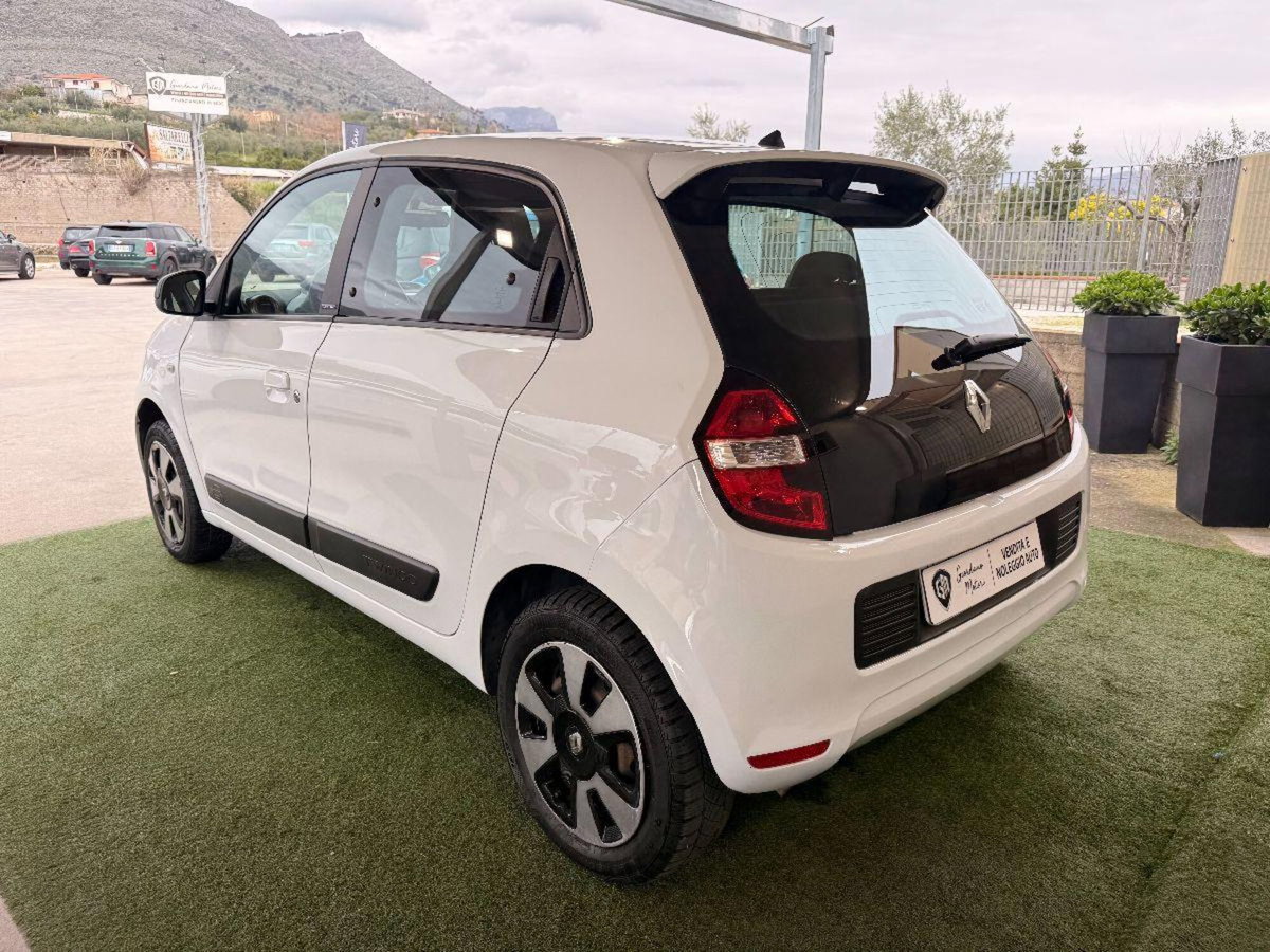 Renault Twingo 1.0 SCe Stop&Start Energy (6)