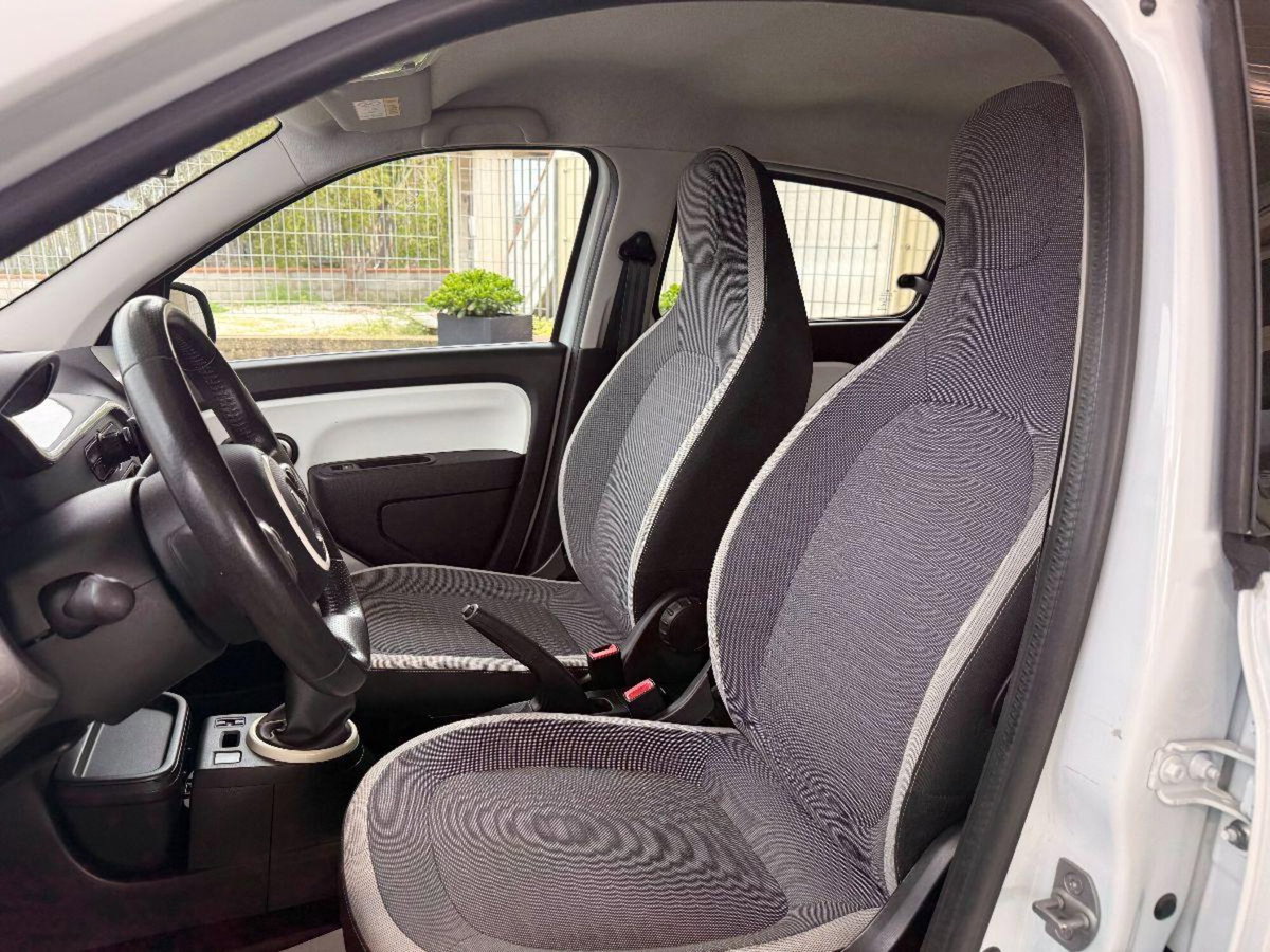 Renault Twingo 1.0 SCe Stop&Start Energy (9)