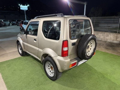 Suzuki Jimny 1.5 DDiS cat 4WD (4)