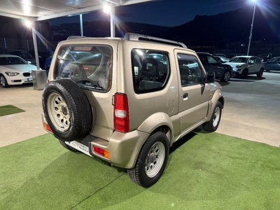 Suzuki Jimny 1.5 DDiS cat 4WD (6)
