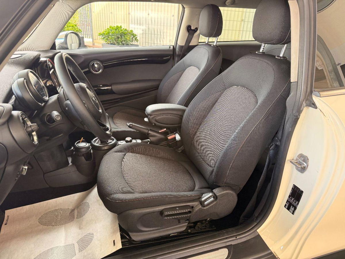 MINI Mini 1.2 One 75 CV (10)