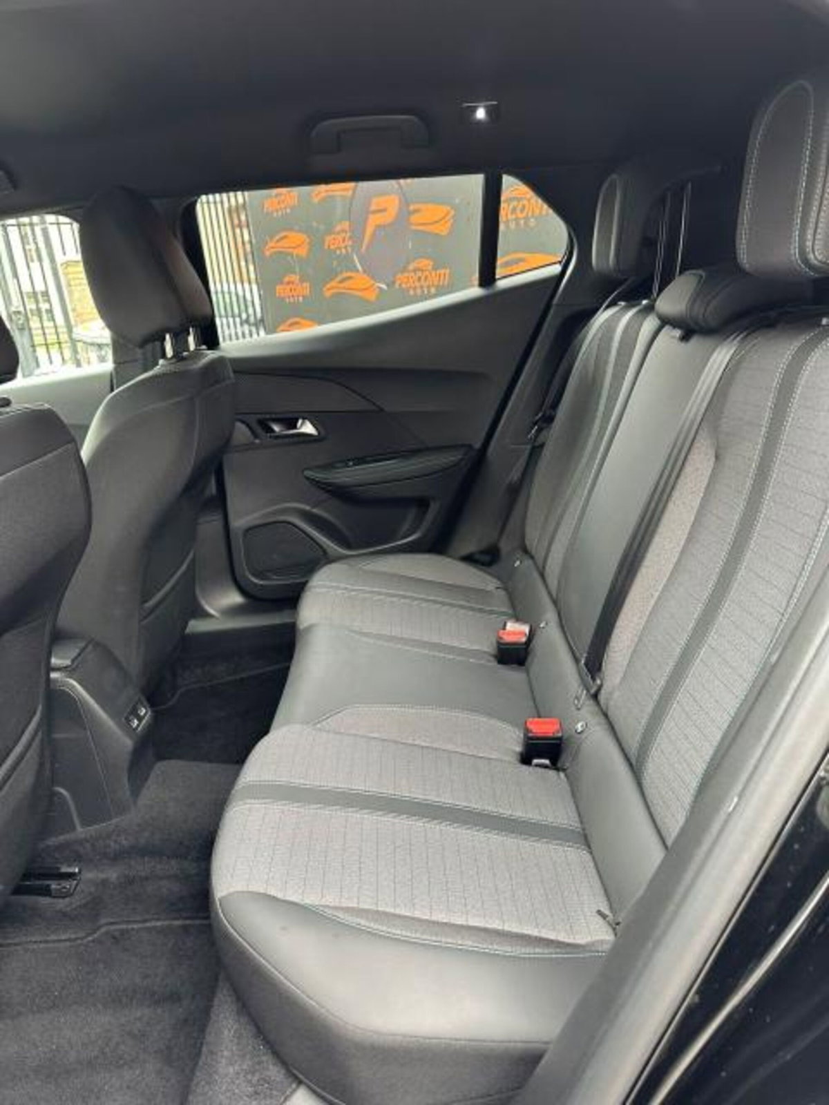 Peugeot 2008 PureTech 130 S&S GT (3)