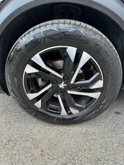 Peugeot 2008 PureTech 130 S&S GT (6)