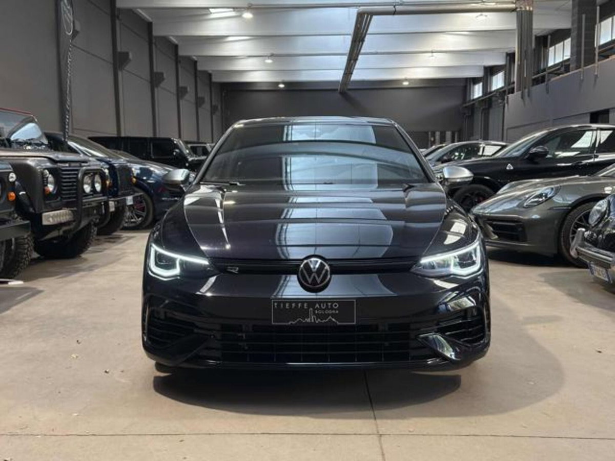 Volkswagen Golf 2.0 TSI R DSG 4Motion (2)
