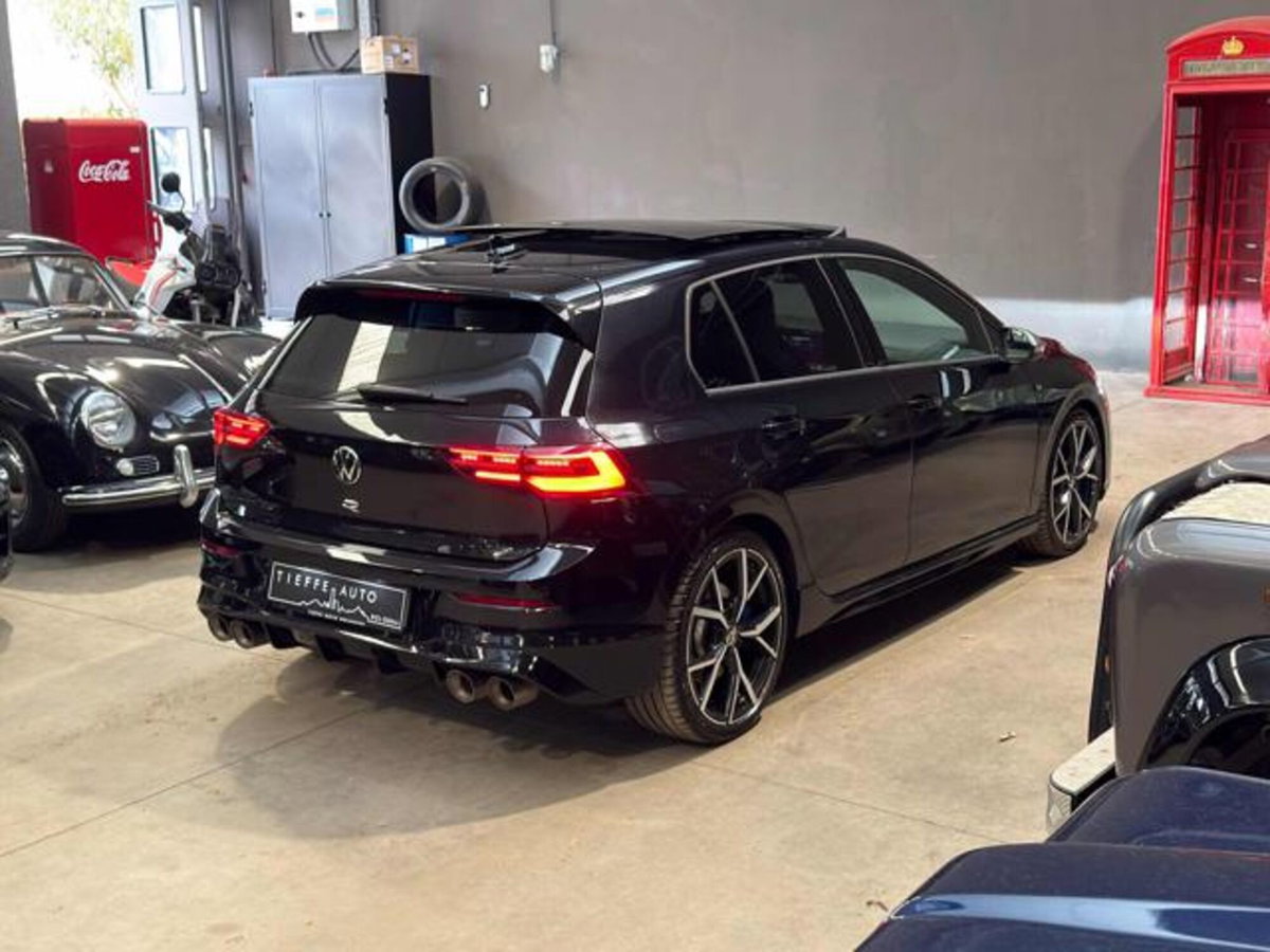Volkswagen Golf 2.0 TSI R DSG 4Motion (4)
