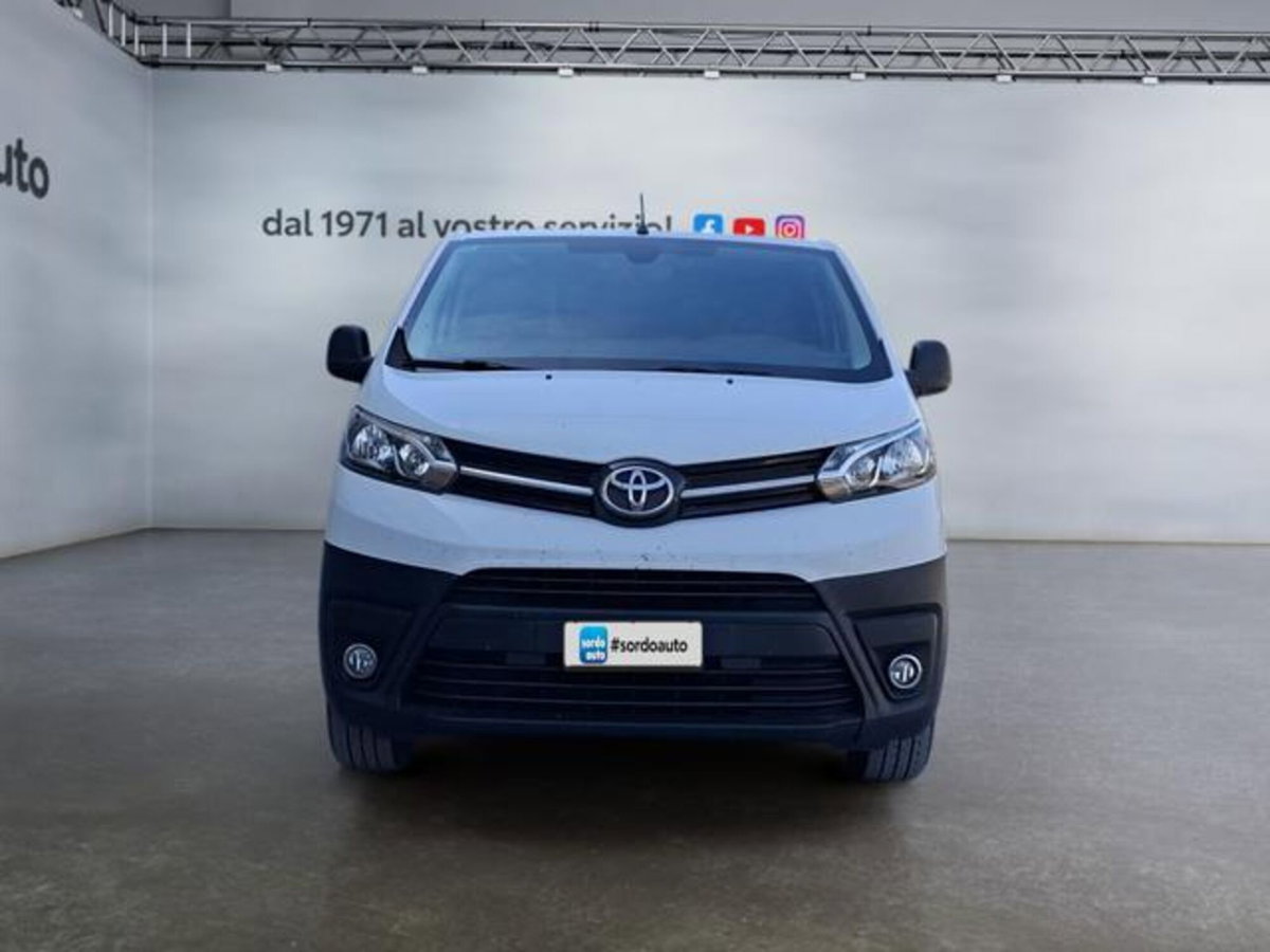 Toyota Proace 1.5D 120CV S&S PL-TN Furgone Medium 5p.10q Active (2)