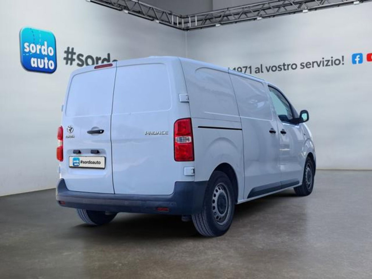 Toyota Proace 1.5D 120CV S&S PL-TN Furgone Medium 5p.10q Active (4)